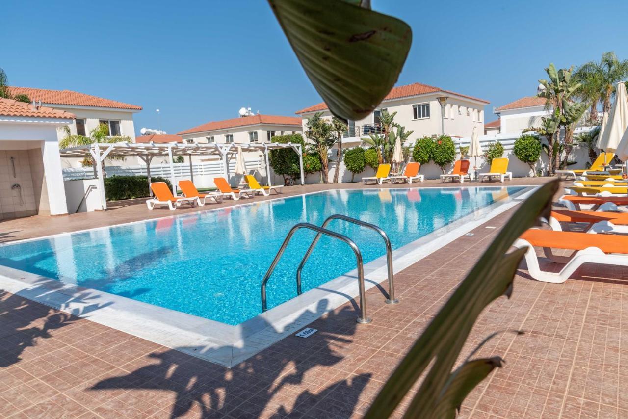Mythical Sands Resort & Spa, Evilion Apartment Paralimni Dış mekan fotoğraf