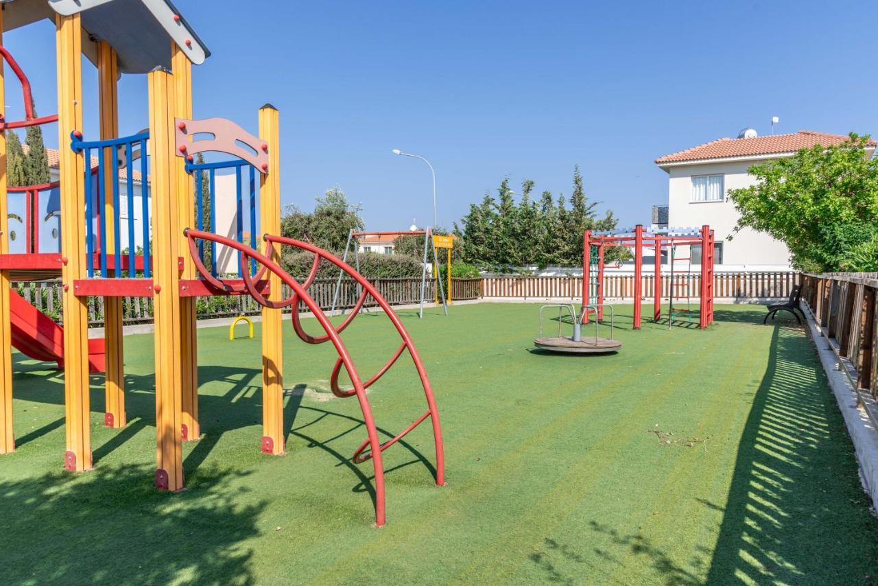 Mythical Sands Resort & Spa, Evilion Apartment Paralimni Dış mekan fotoğraf